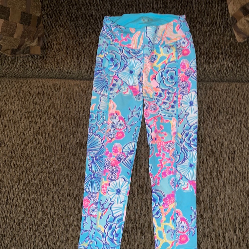 💙💛BNWOT LILLY PULITZER LEGGINGS💛💙